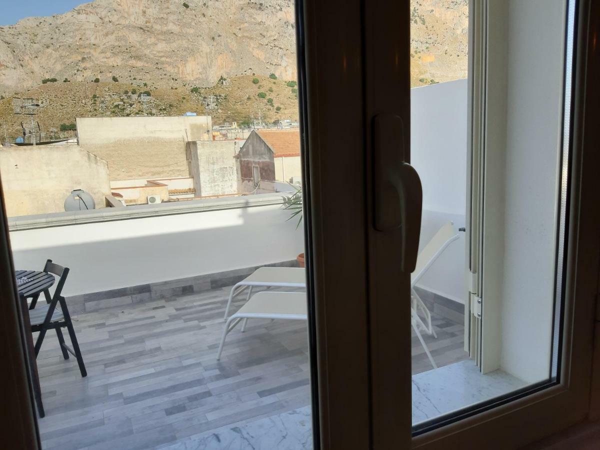 Home Holiday Sicily Изола деле Фемине Екстериор снимка